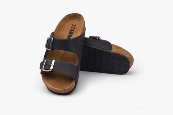 Anna Sandaler - Sort