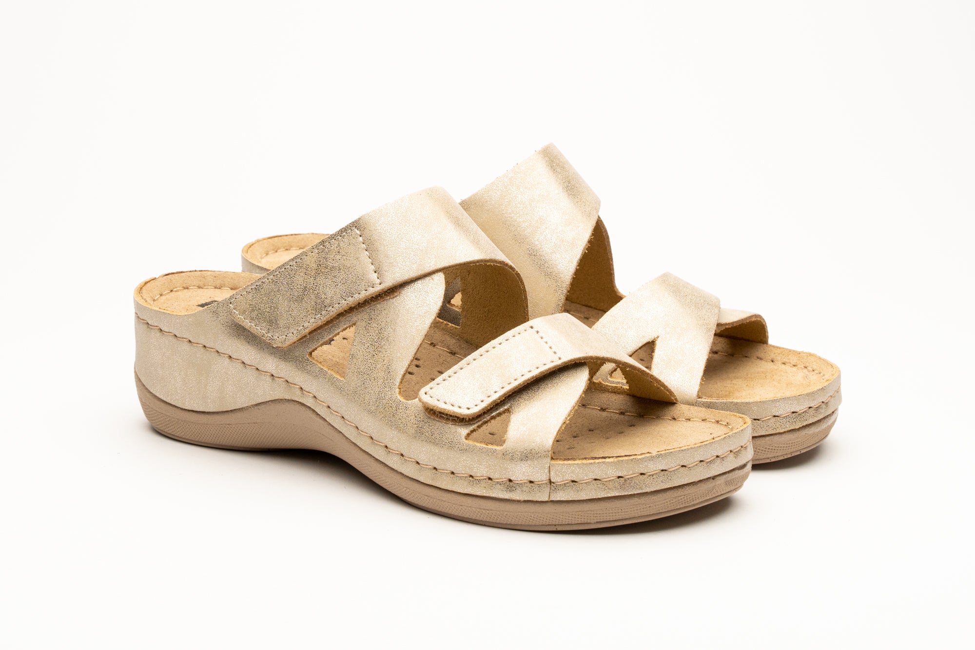 Laura Sandaler - Guld