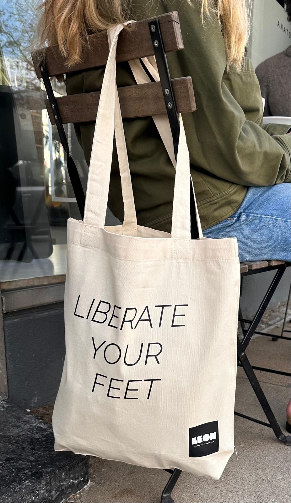 Tote bag
